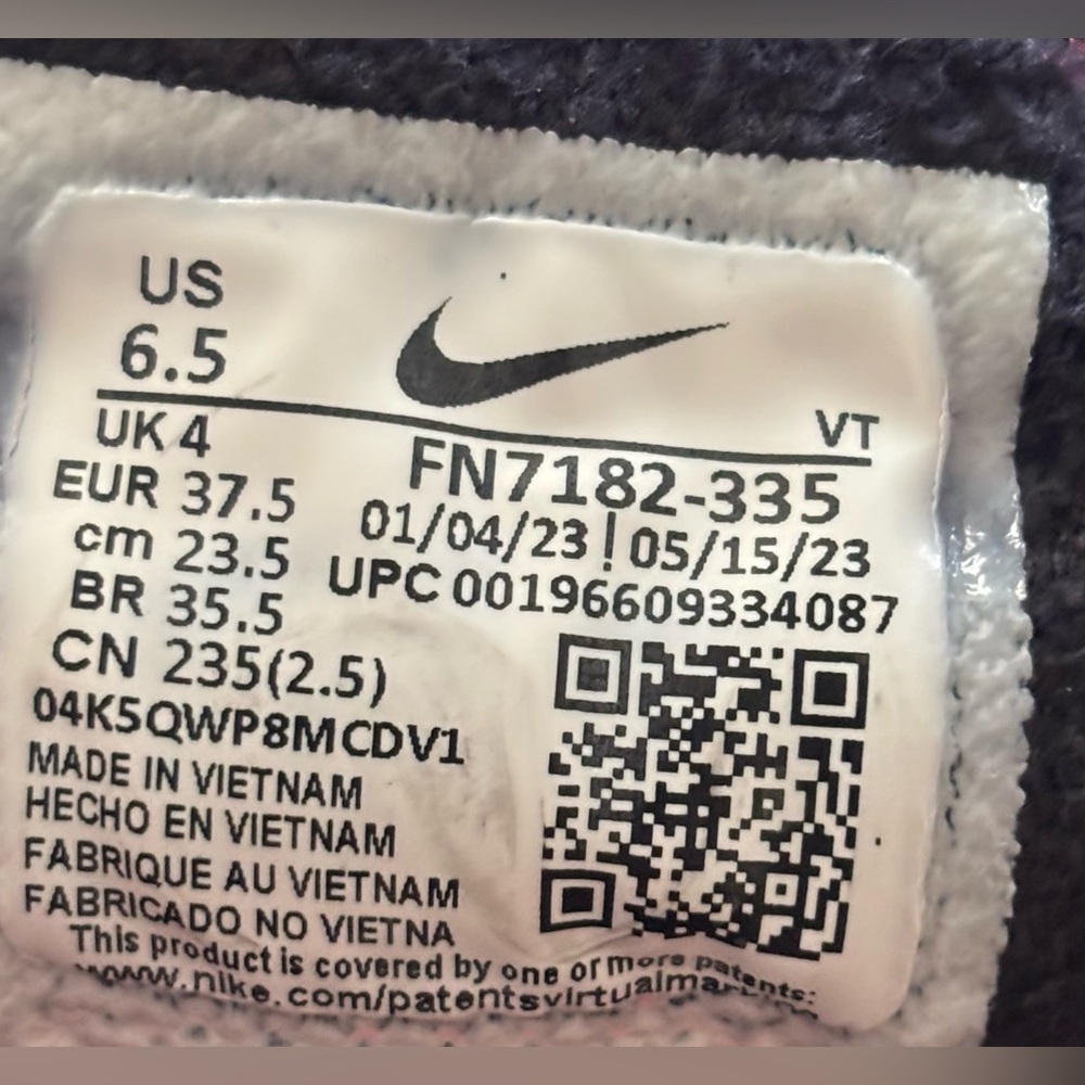 Nike Air VaporMax 🌴💅 2023 Flyknit Miami Nights Shoes Size 6.5 FN7182-335 $210 - Picture 11 of 11